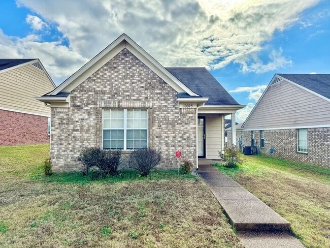 Photo - 10095 Nolton Cir House