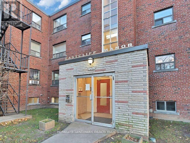 Photo du bâtiment - 1711 Kingston Rd