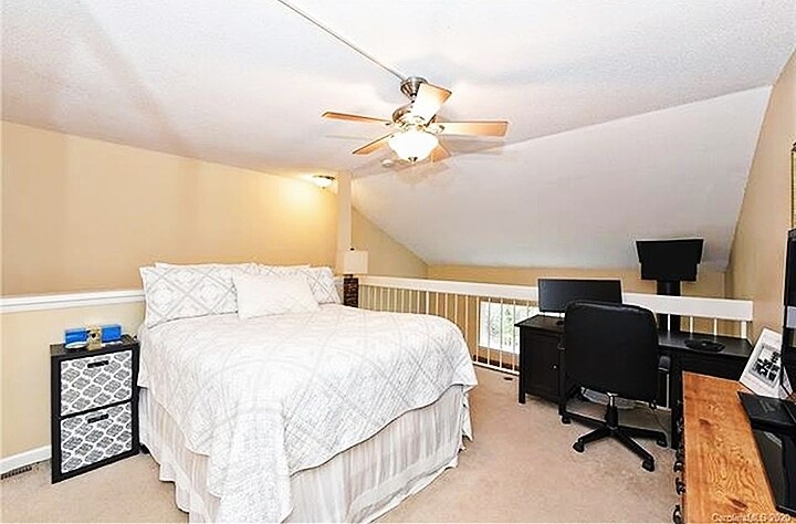 No furniture - 3358 Heathstead Place