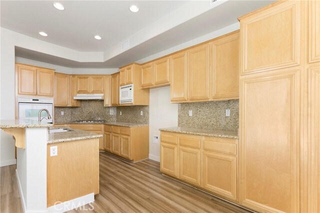 Building Photo - 6634 E Laguna Ct