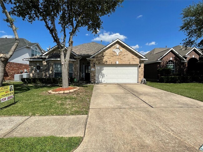 Foto del edificio - 5934 Heathmoor Ln