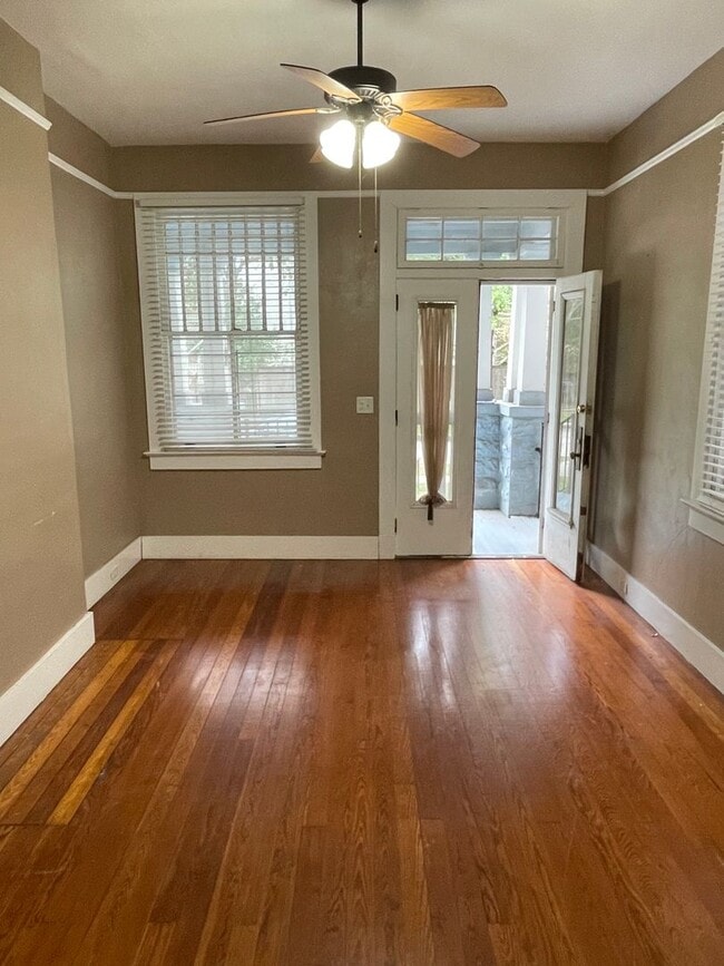 Photo - Huge 2BD/2.5BA Uptown, with a Yard, Central Air/Heat, and W/D in Unit Townhome