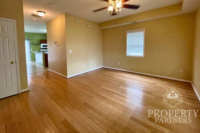 Foto del edificio - 2842 Highland Pl