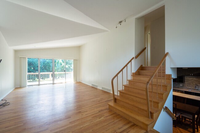 Foto del edificio - 415 S Lageshulte St