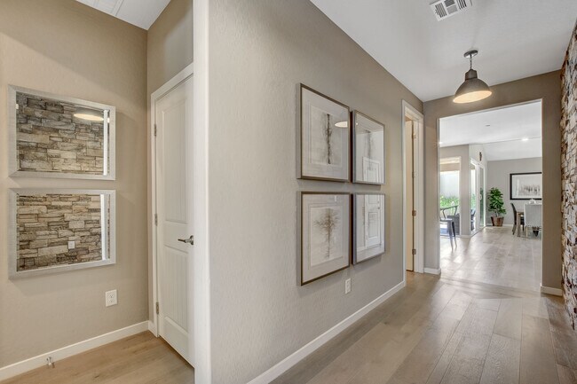 Foto del edificio - 793 Passmore Ct