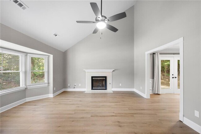 Foto del edificio - 1393 Poplar Pointe