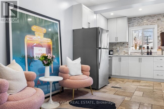 Building Photo - 236 Belgravia Ave