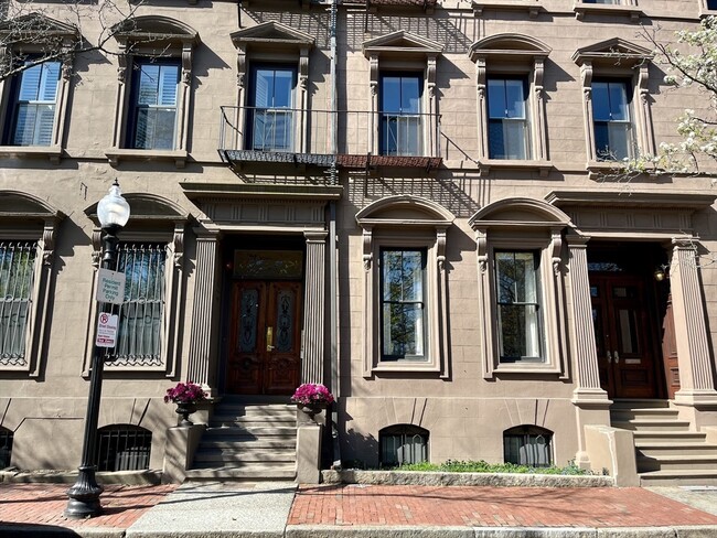 Building Photo - 37 West Newton St