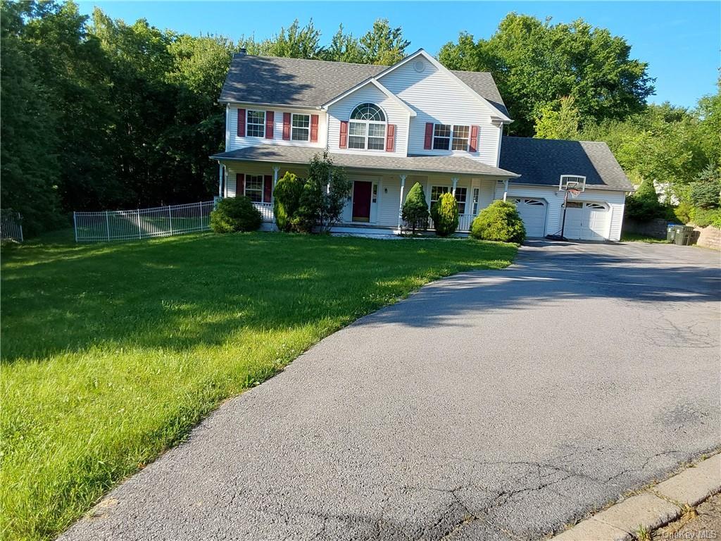 Primary Photo - 19 Woodridge Dr