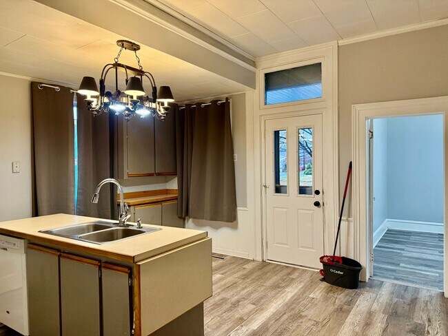 Foto del edificio - 1402 O Ave