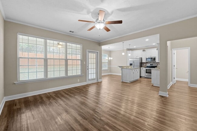 Foto del edificio - 473 Riley Ln