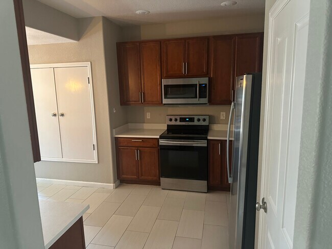 Foto del edificio - 14700 E 104th Ave