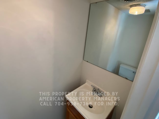 Foto del edificio - 1116 Arbor Dr