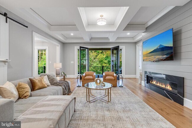 Foto del edificio - 7002 River Oaks Dr