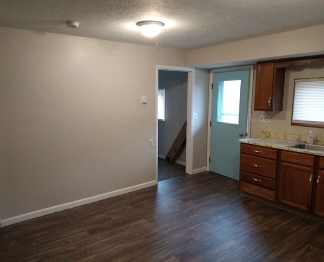 Foto del edificio - Move In by January! 3BR Home in Jeffersonville