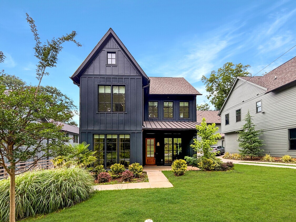 Foto principal - 1241 Bridges Ave SW