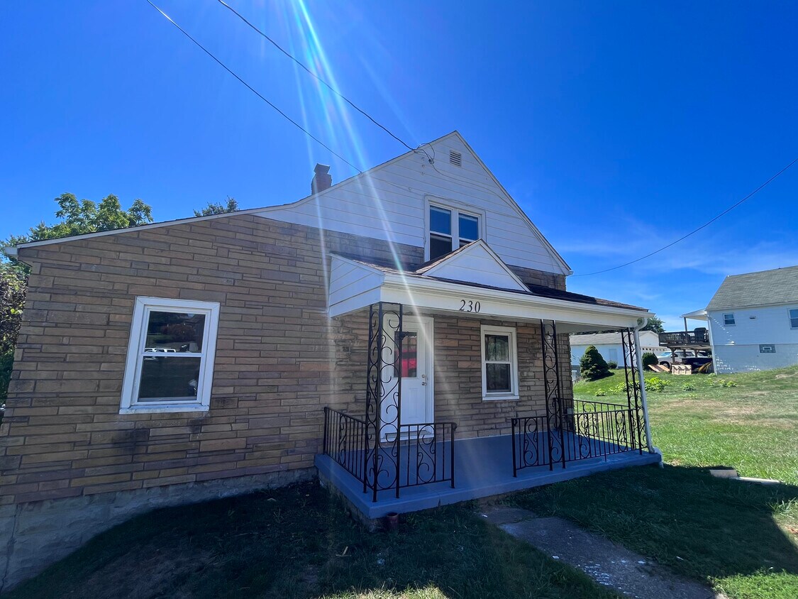 230 Gardner Ave. - 230 Gardner Ave