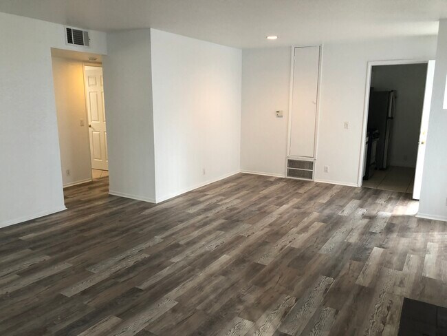 Building Photo - 4553 Colfax Ave