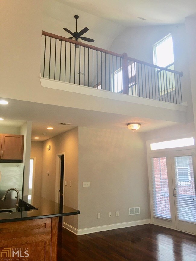 Building Photo - 5895 Brookside Oak Cir