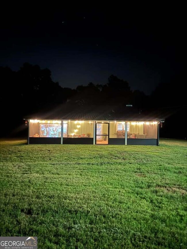 Foto del edificio - 301 Norton Rd