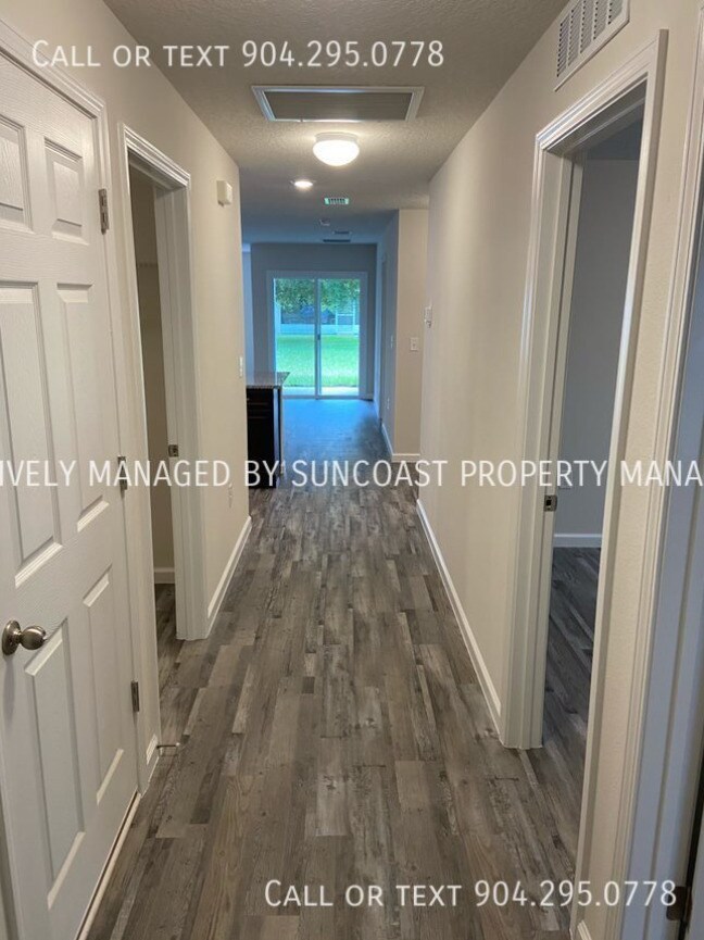 Foto del edificio - 7 Pritchard Dr