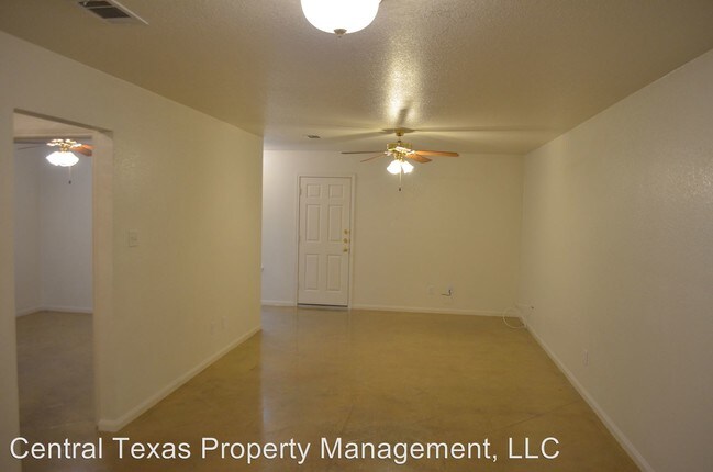 Building Photo - 909 Lemonwood St