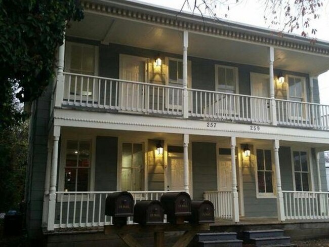 Building Photo - 259 Chautauqua Ave