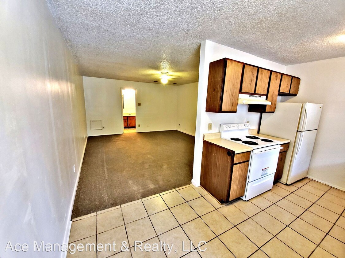 Primary Photo - 4200 Penny St SW