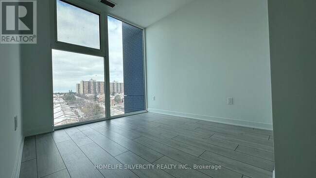 Photo du bâtiment - 260 Malta Ave.