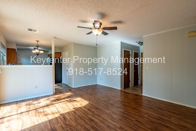 Foto del edificio - Stunning 3 Bed 1 Bath in amazing area