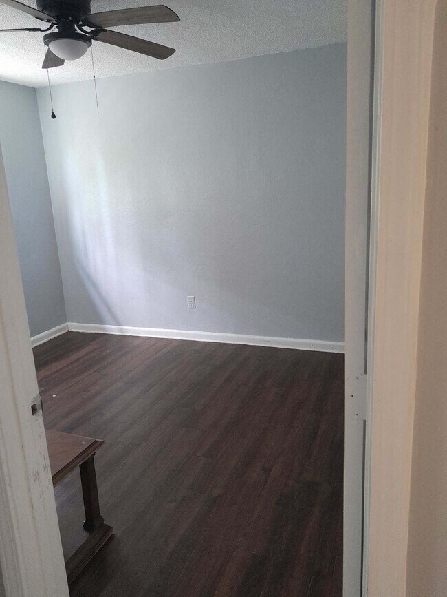 Foto del edificio - 318-330 W Harrison St