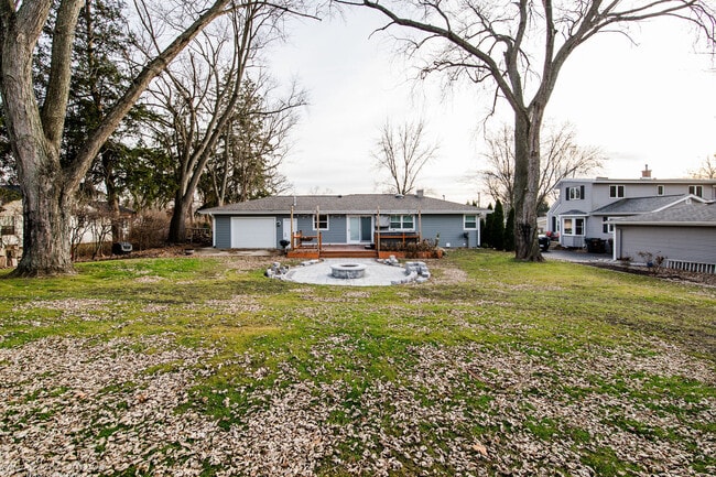 Foto del edificio - 123 Haines Ave