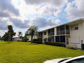 Building Photo - 136 Coventry I