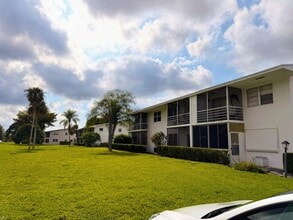 Building Photo - 136 Coventry I