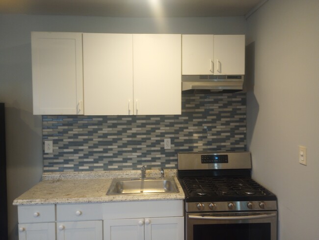 Kitchen - 5724 Malvern Ave