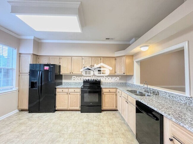 Foto del edificio - 434 S Lake Cir