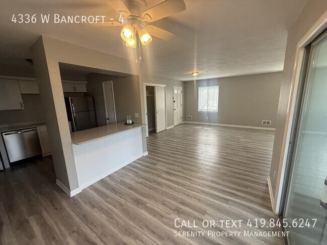 Foto del edificio - 4336 W Bancroft-4