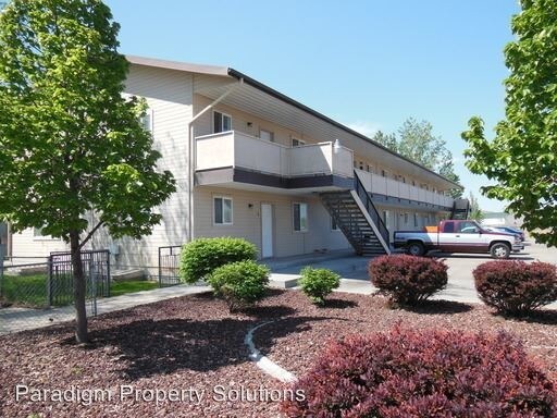 Primary Photo - 639 N Moffatt Ave
