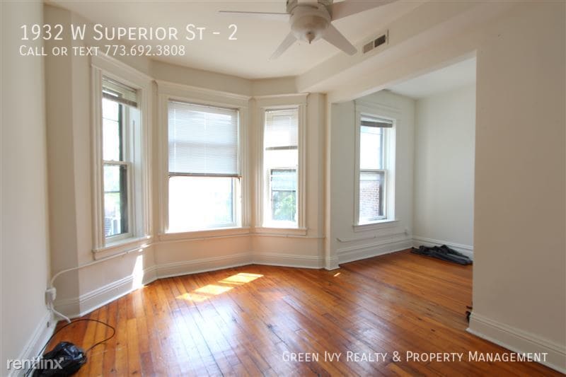 Primary Photo - 1932 W Superior St