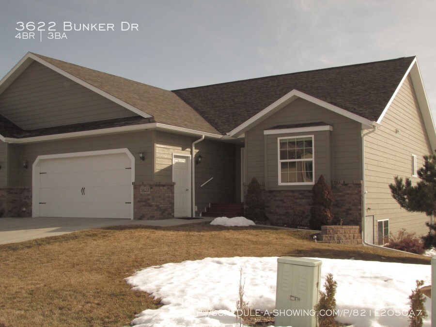Primary Photo - 3622 Bunker Dr