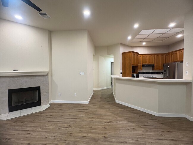 Foto del edificio - 12905 Withers Way