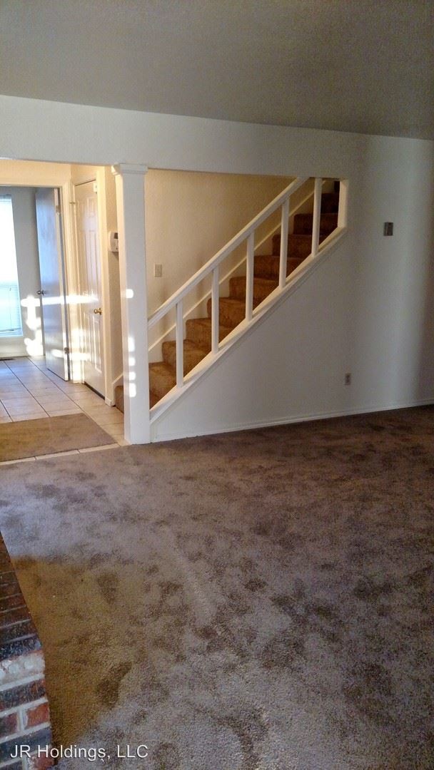 Foto del edificio - 3 Lyrewood Ln
