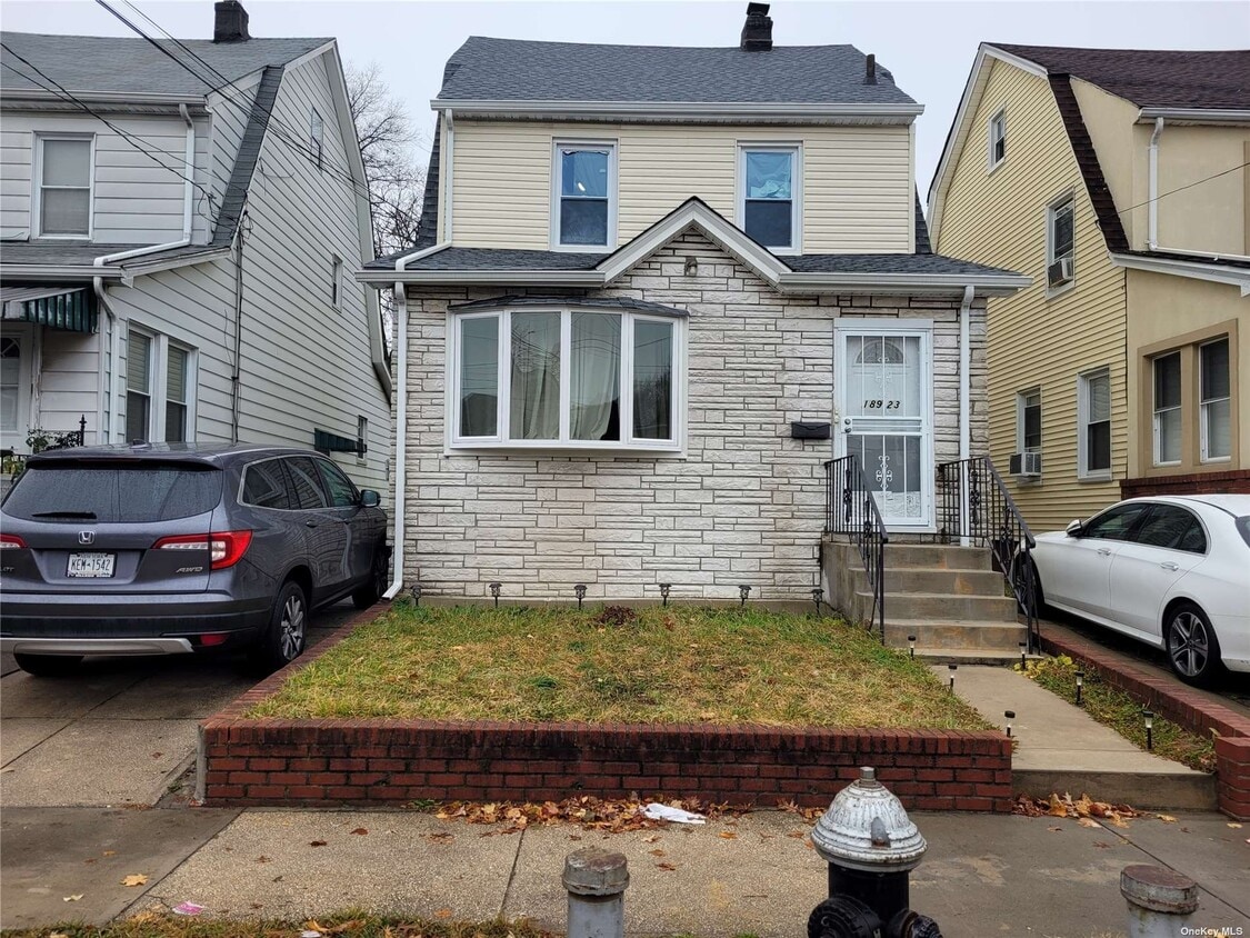 Primary Photo - 189-23 Mangin Ave