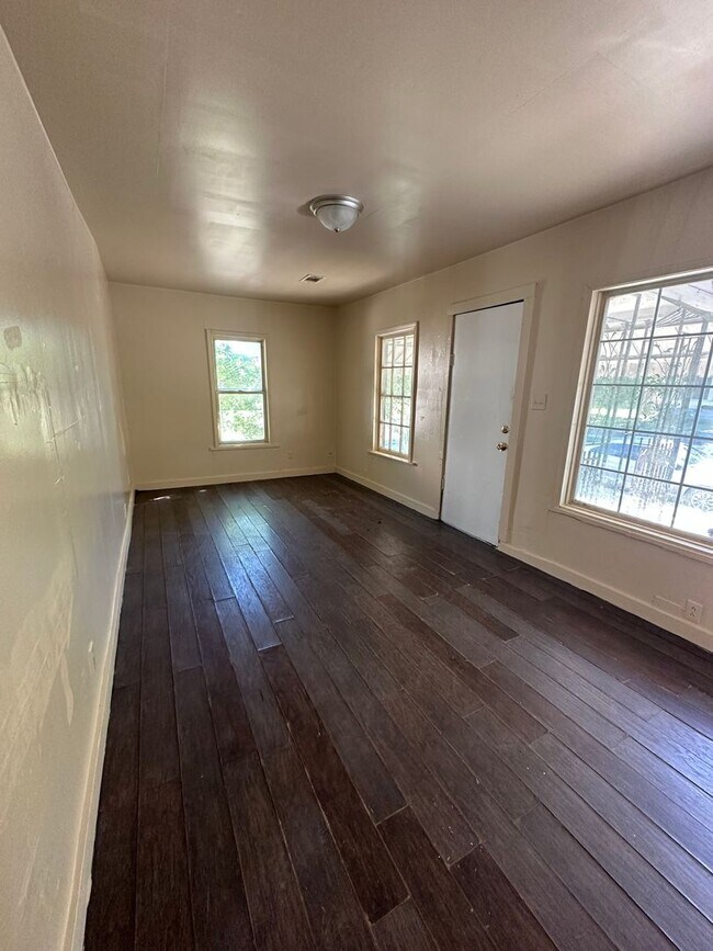 Foto del edificio - 1315 N 9TH ST