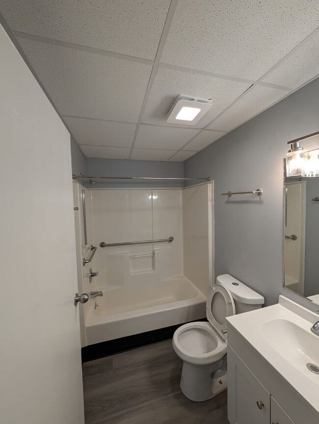 Interior Photo - Franklin Park Apartments