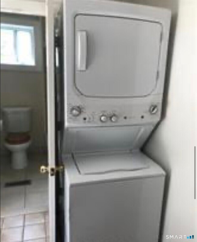 Foto del edificio - 7 Summit Ave