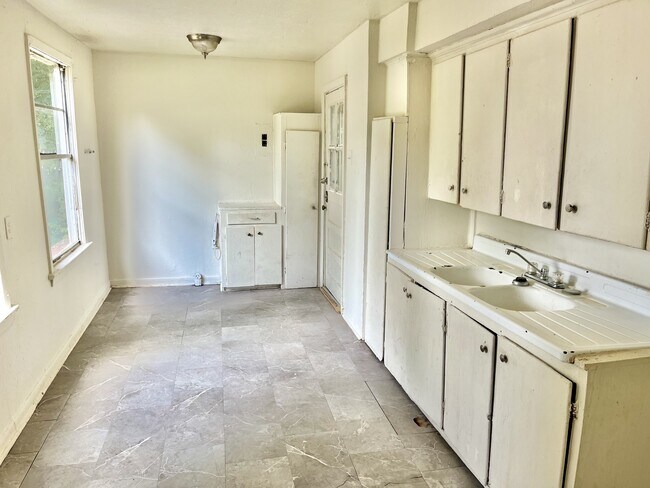 Photo - 5157 Ritterman Ave House