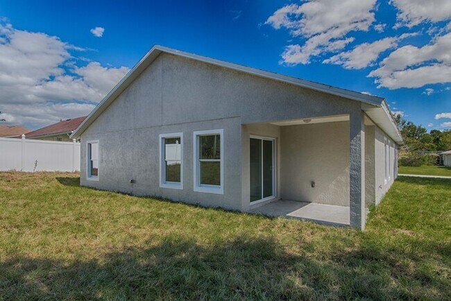 Building Photo - 3096 Pigeon Cove St