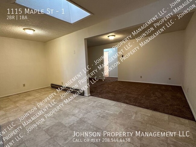 Foto del edificio - 1115 Maple St
