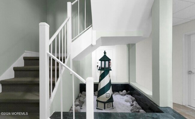 Foto del edificio - 1810 Central Ave